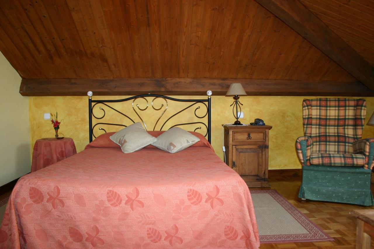 Habitaciones Y Estudios- Hotel "Posada De Cantabria El Solar" - Cenas Y Gintonic- Bar -Terraza Panoramica กาลิซาโน ภายนอก รูปภาพ