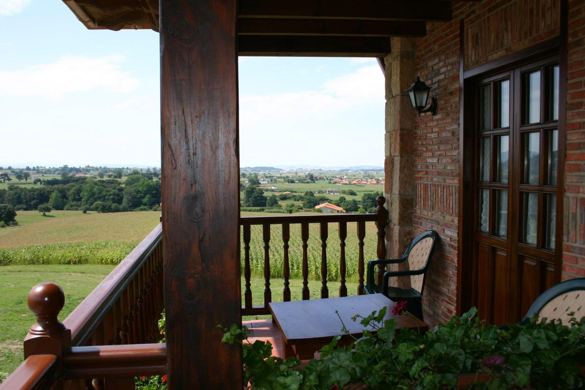 Habitaciones Y Estudios- Hotel "Posada De Cantabria El Solar" - Cenas Y Gintonic- Bar -Terraza Panoramica กาลิซาโน ภายนอก รูปภาพ