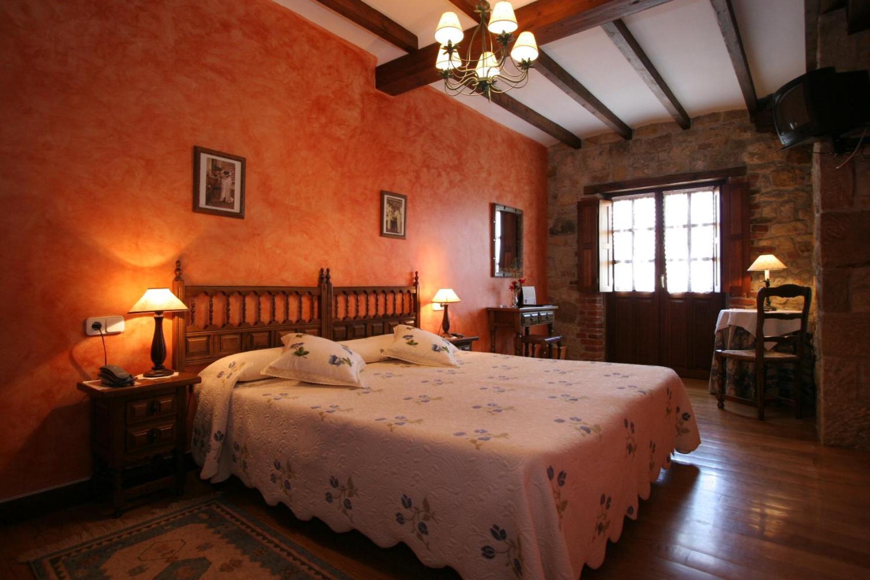 Habitaciones Y Estudios- Hotel "Posada De Cantabria El Solar" - Cenas Y Gintonic- Bar -Terraza Panoramica กาลิซาโน ภายนอก รูปภาพ