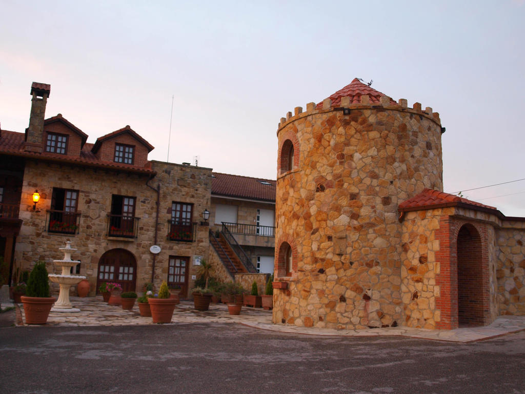 Habitaciones Y Estudios- Hotel "Posada De Cantabria El Solar" - Cenas Y Gintonic- Bar -Terraza Panoramica กาลิซาโน ภายนอก รูปภาพ
